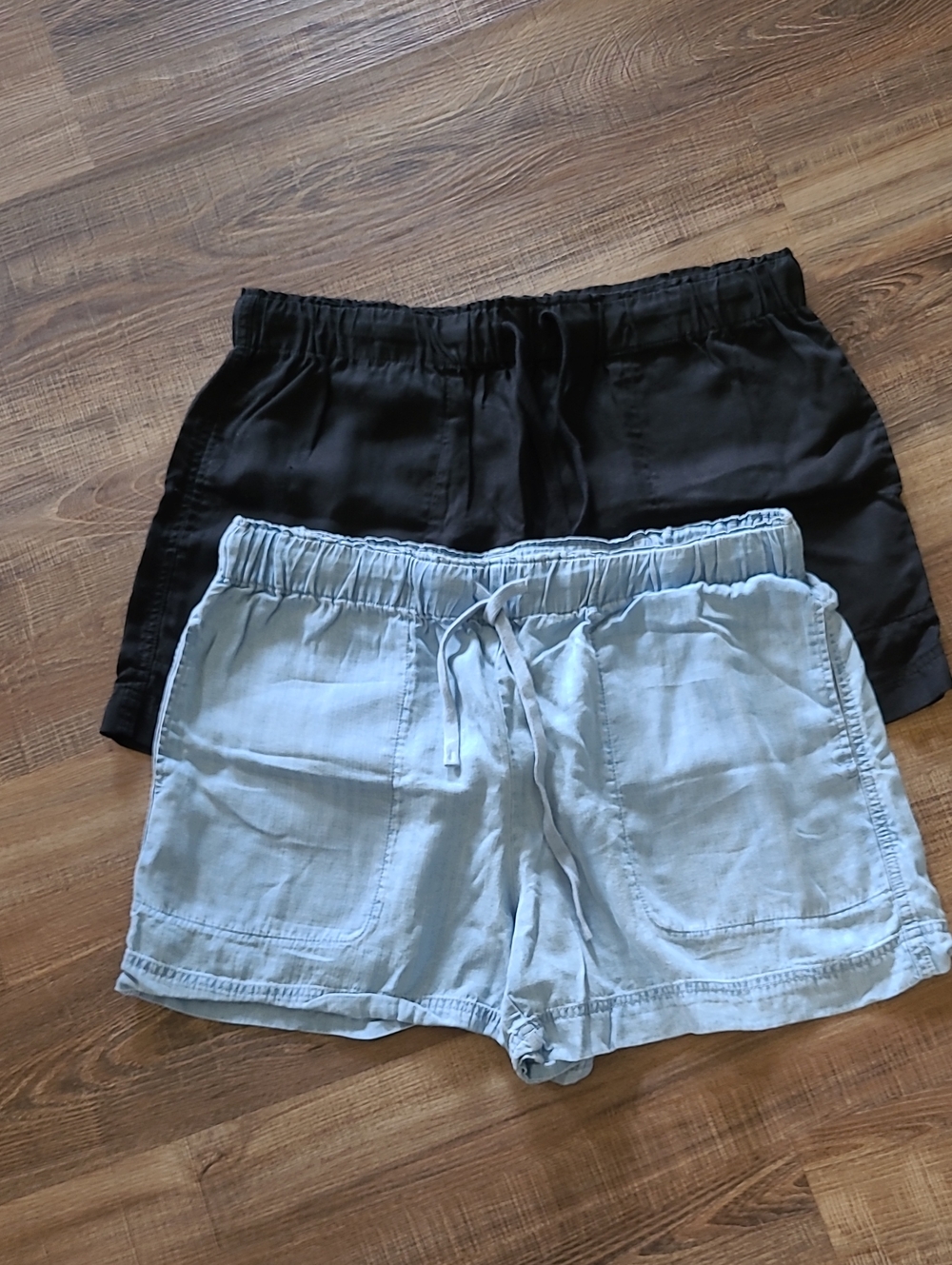 2 Pair Of Women’s Casual Elastic-Waist Shorts - Black & Light Blue, Sz L